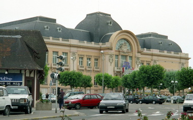 Casino von Trouville-sur-Mer
Casino de Trouville-sur-Mer
Casino of Trouville-sur-Mer